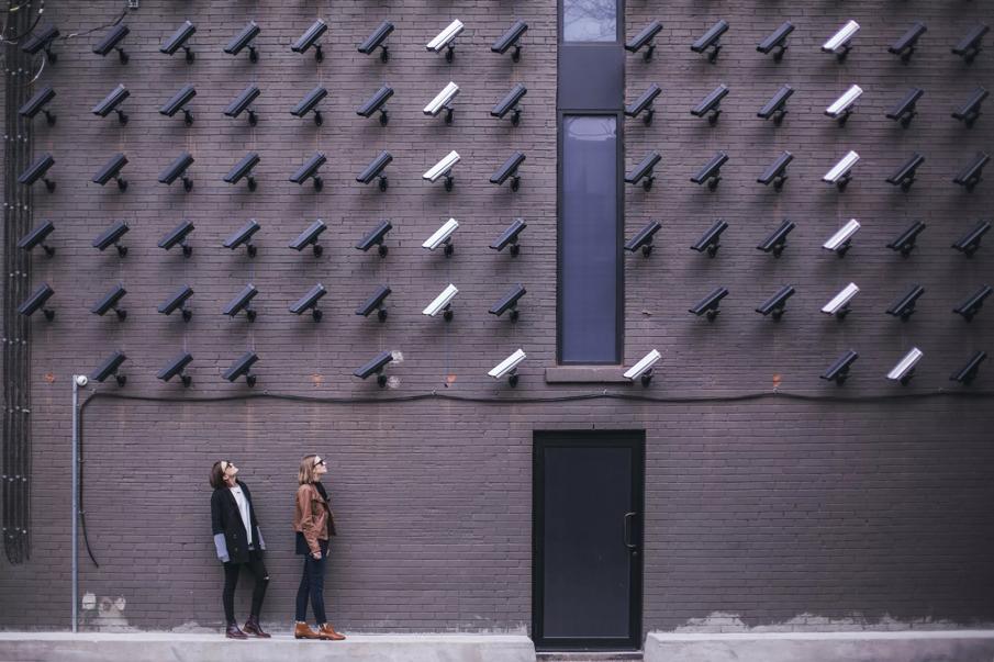 Versterking van de beveiliging: Bynder boekt vooruitgang met AVG