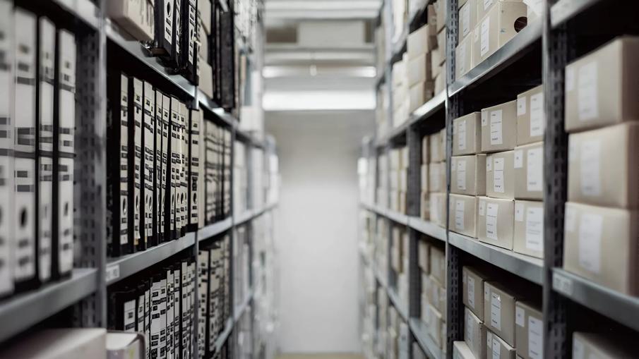 Archival collections in digital asset management systems: Lifecycle